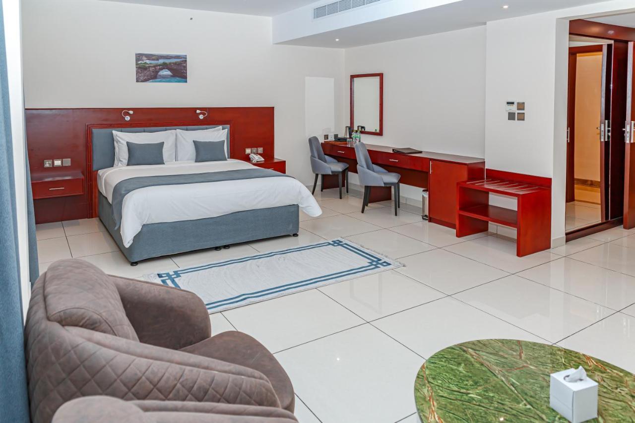 Salalah International Hotel ภายนอก รูปภาพ