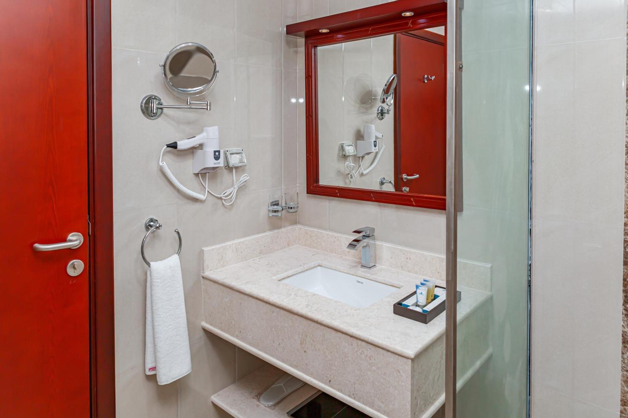 Salalah International Hotel ภายนอก รูปภาพ